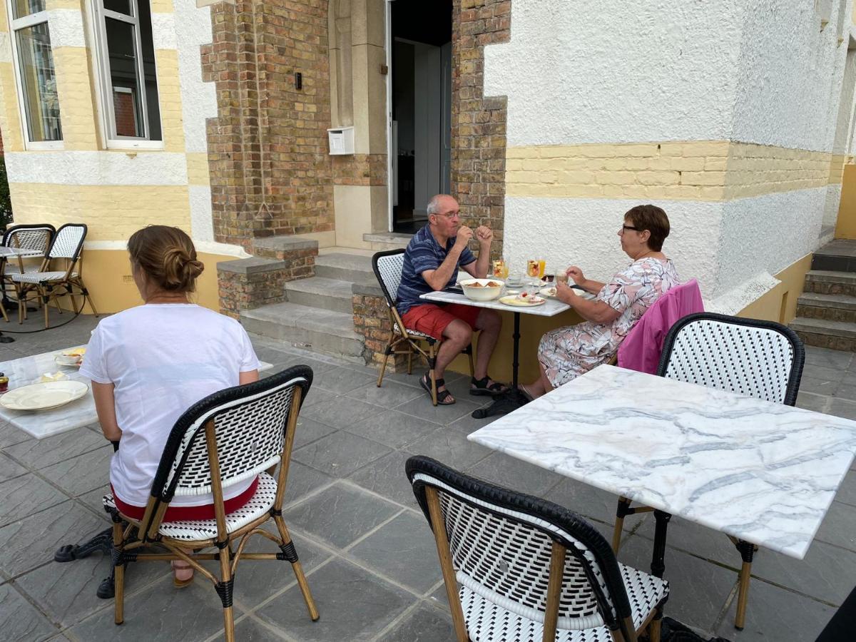 Bed & Breakfast Maison Noire Westende-Bad Incl Parking & Ontbijt Middelkerke Exteriör bild